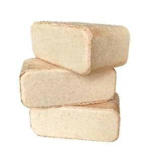 briquettes de bois compressé (100 % sciure locale)